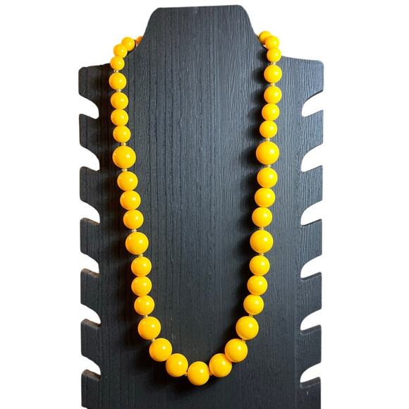 Vintage 1960s Yellow Graduated Bead Necklace Plastic Mod Costume Jewelry 24” - Picture 1 of 4